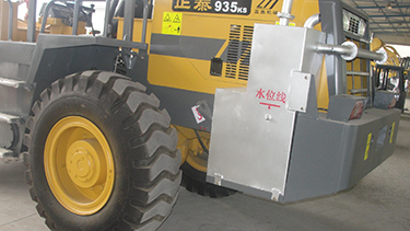 Cargadora compacta con altura de descarga de 2850 mm