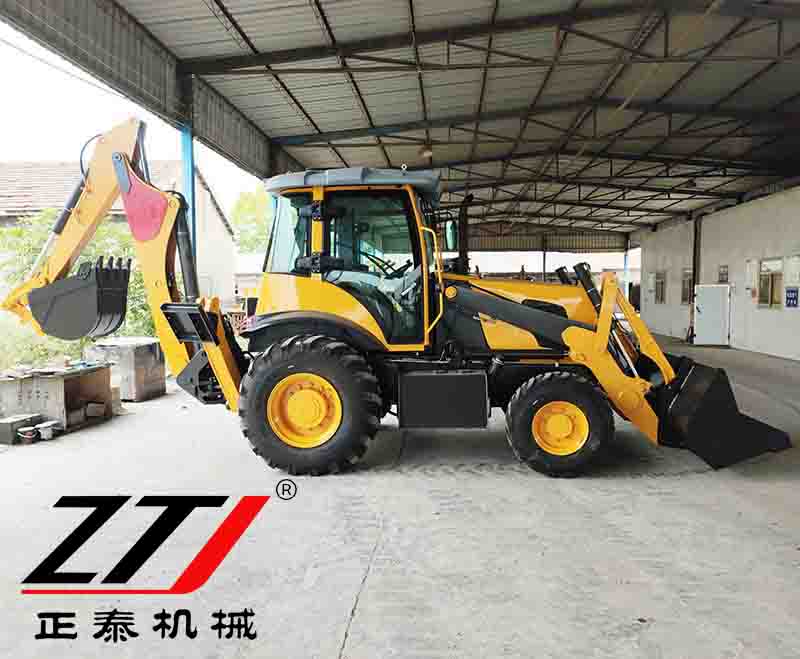 Универсальный 2-тонный мини-экскаватор-погрузчик для эффективной земляной работы.