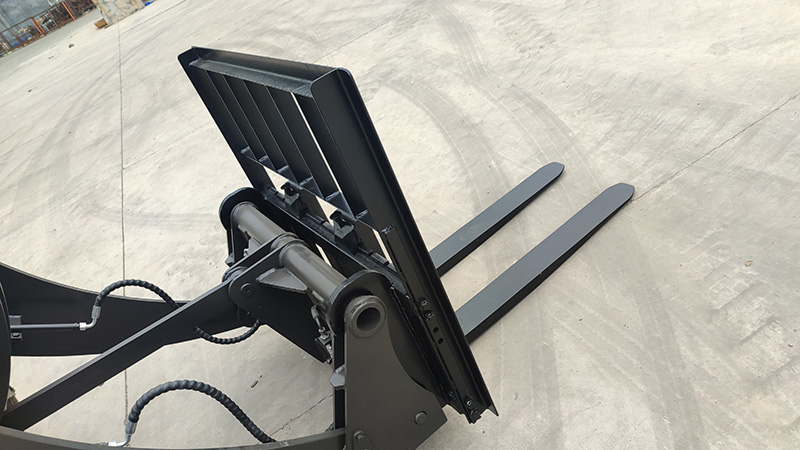 Прочный погрузчик с высоким дорожным просветом