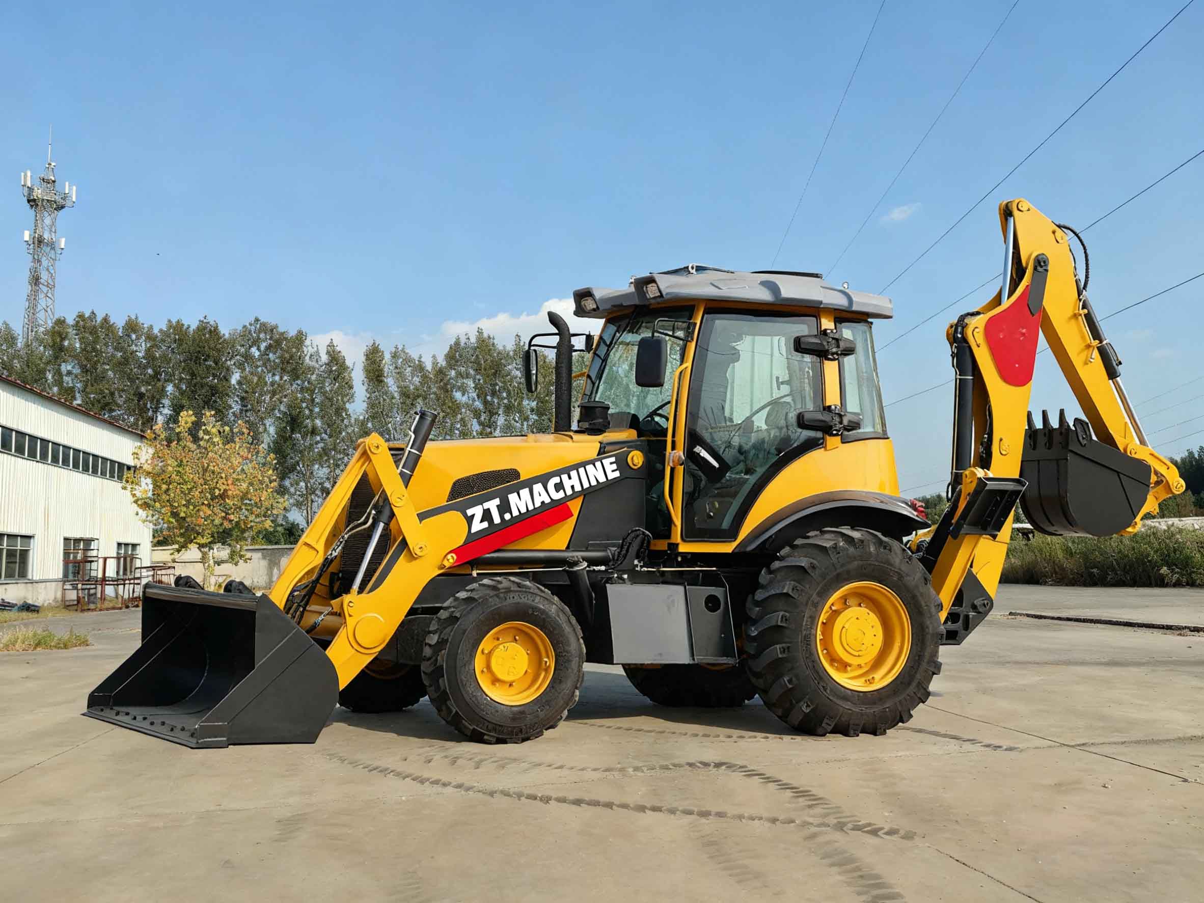 جرافة خلفية صغيرة مدمجة سعة 2 طن للحفر الفعال