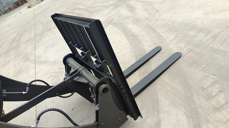 Chargeuse sur pneus mini ZTMACHINE ZT926 de 1,5 tonne avec fourches à palettes