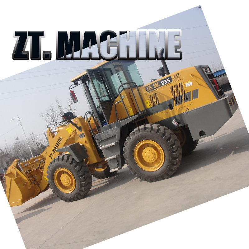 Высокопроизводительный фронтальный погрузчик для выполнения тяжелых строительных работ.